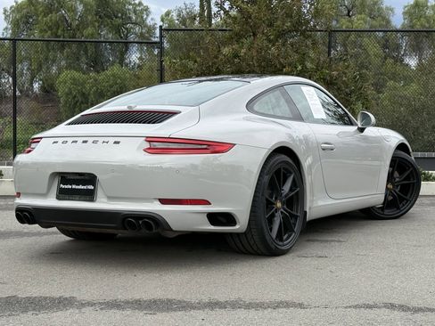 Used 2019 Porsche 911 Carrera image 7