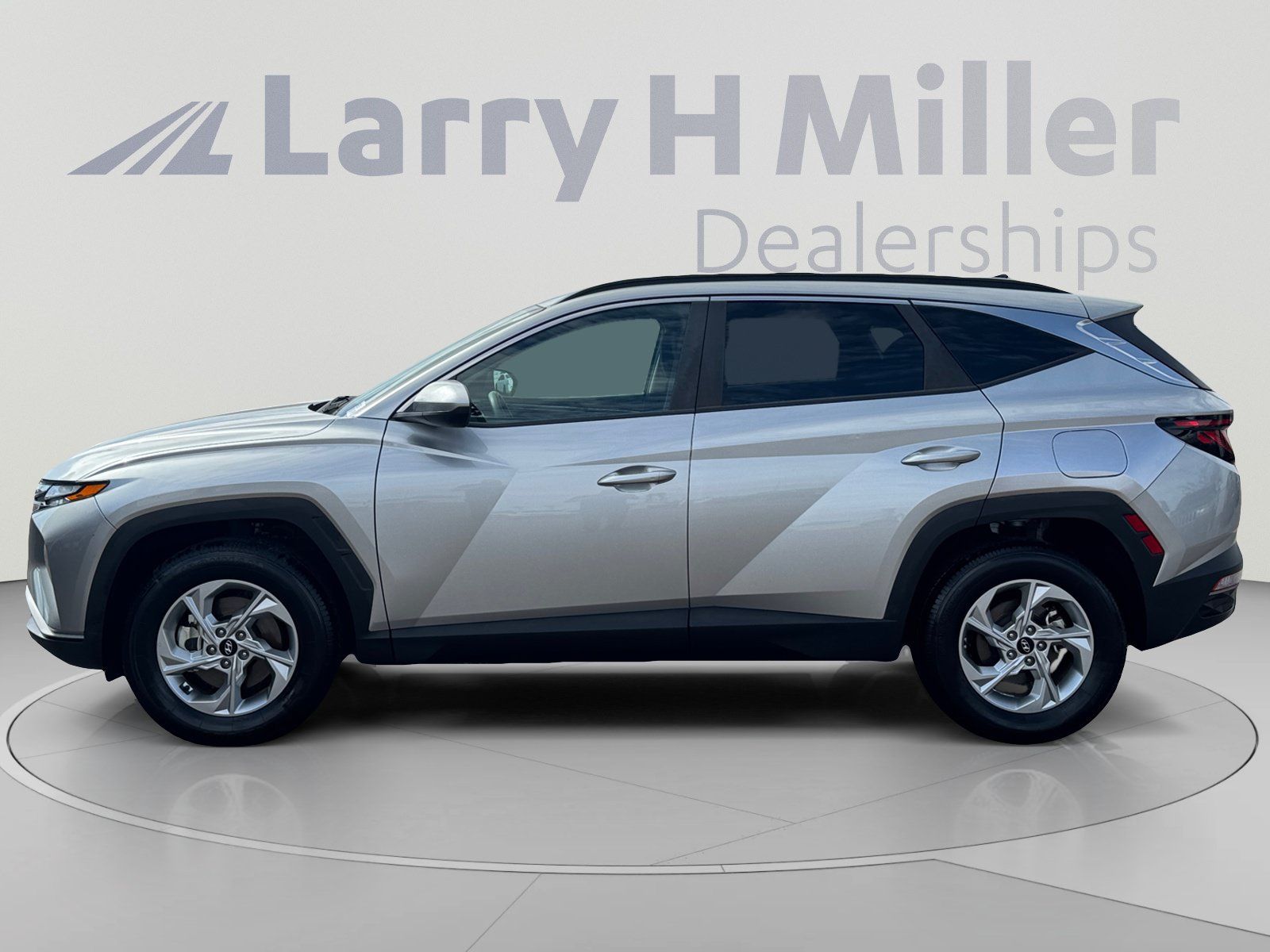 Used 2024 Hyundai Tucson SEL AWD/4WD image 2