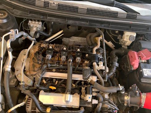 Used 2020 Nissan Kicks SV FWD image 31