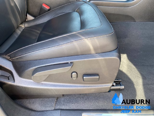 Used 2022 Chevrolet Colorado ZR2 w/ ZR2 Dusk Special Edition AWD/4WD image 19