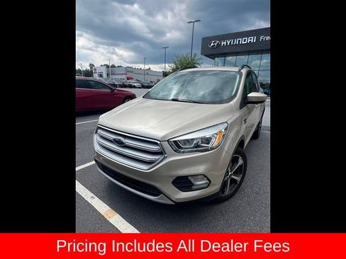 Used 2018 Ford Escape SEL FWD image 1