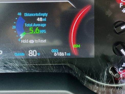 Used 2021 Toyota RAV4 Limited image 8