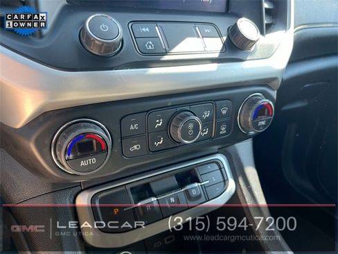 Used 2021 GMC Acadia SLE image 11