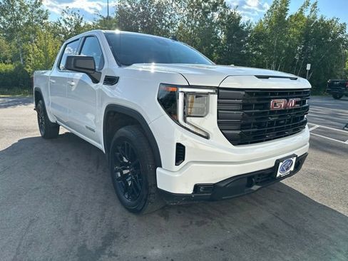 Used 2023 GMC Sierra 1500 Elevation AWD/4WD image 7