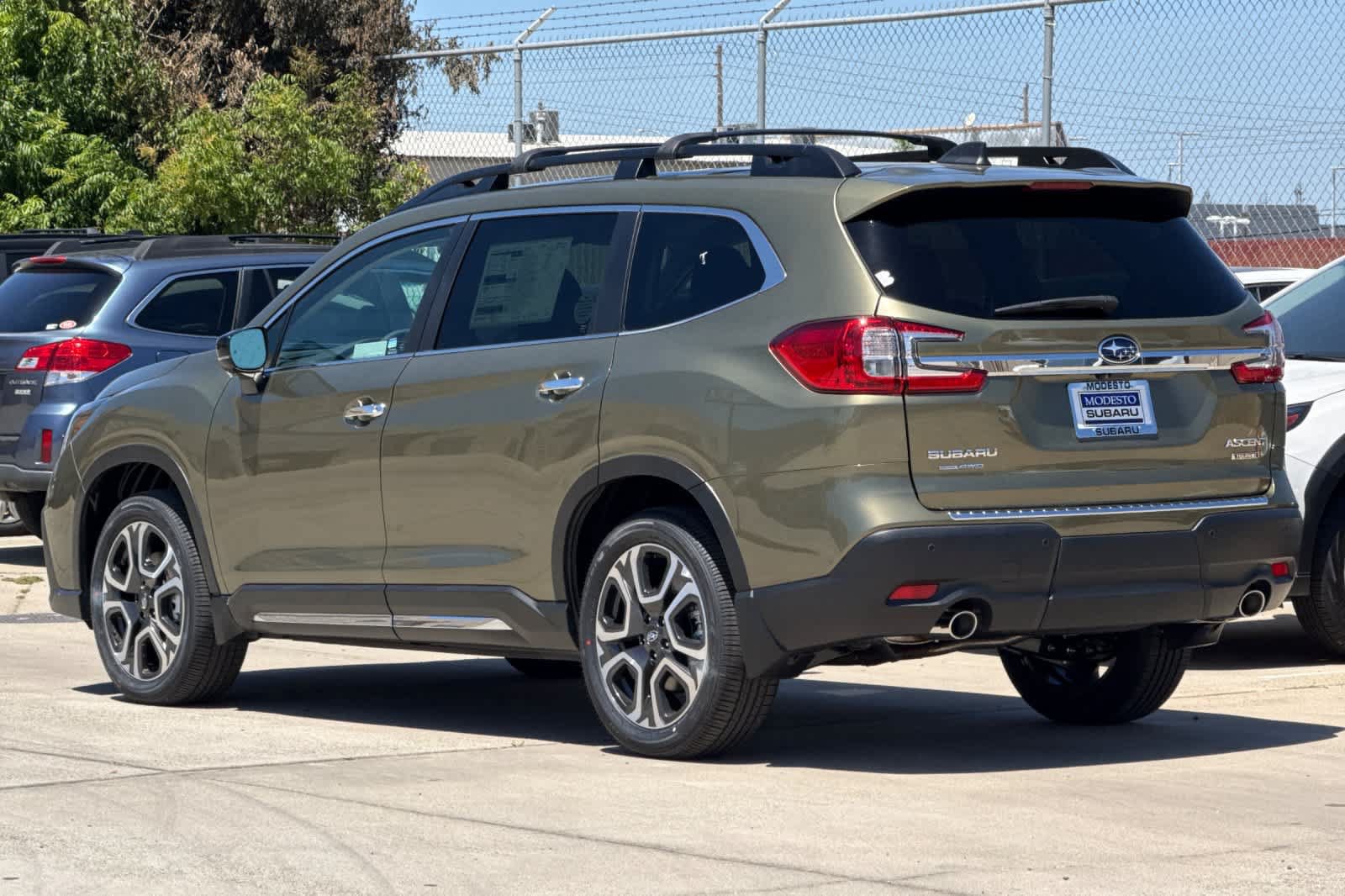 New 2026 Subaru Ascent Touring w/ Popular Package #1 AWD/4WD image 5