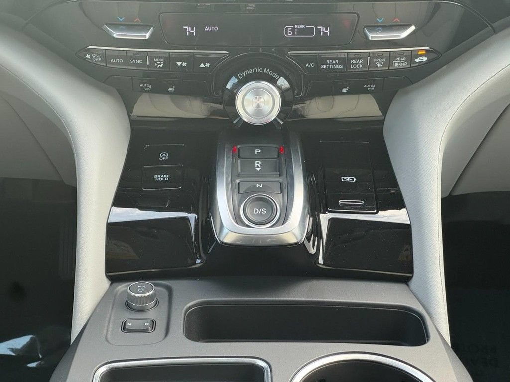Certified 2026 Acura MDX w/ Technology Package AWD/4WD image 19