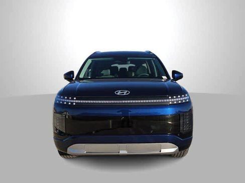 New 2026 Hyundai Ioniq 9 SEL image 3