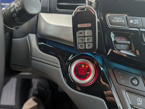 Certified 2024 Honda Odyssey Touring image 16