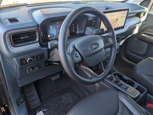 New 2025 Ford Maverick Lariat w/ Black Appearance Package image 11