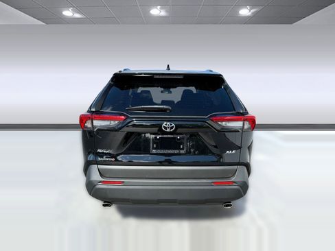 Certified 2025 Toyota RAV4 XLE w/ Convenience Package image 10