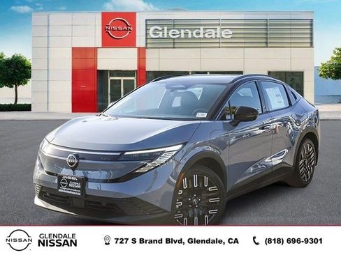 New 2026 Nissan Leaf Platinum+ w/ Illuminated Package FWD image 1