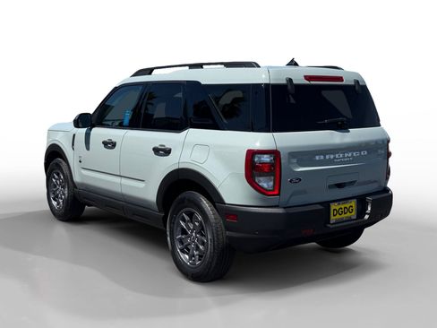 Used 2024 Ford Bronco Sport Big Bend w/ Convenience Package AWD/4WD image 3