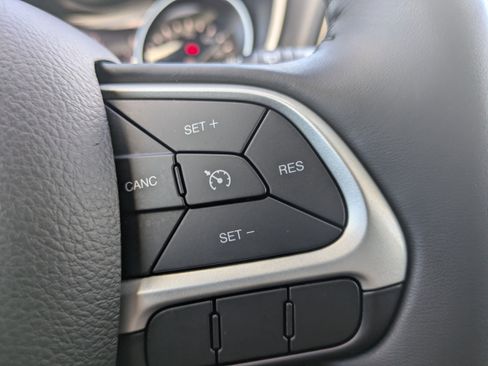 Used 2019 Jeep Compass Altitude image 31