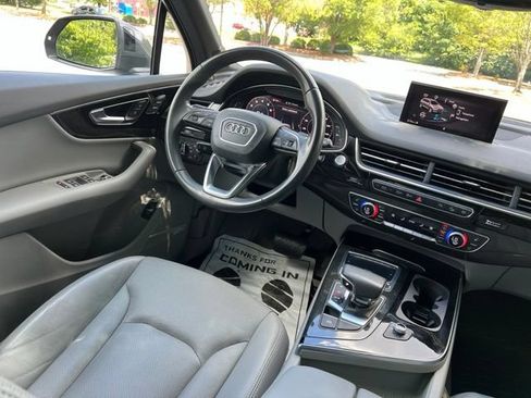 Used 2018 Audi Q7 3.0T Prestige w/ Prestige Package AWD/4WD image 31