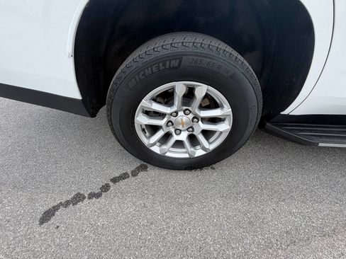Used 2025 Chevrolet Tahoe LT AWD/4WD image 19