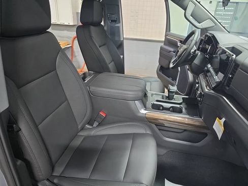 New 2026 Chevrolet Silverado 1500 LT Trail Boss w/ LT Trail Boss Premium Package AWD/4WD image 13