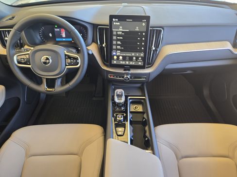 Used 2026 Volvo XC60 B5 Plus w/ Protection Package Premier AWD/4WD image 28