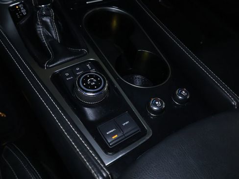 Used 2017 Nissan Maxima Platinum w/ Interior Lighting Package image 32