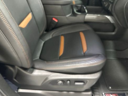 Used 2022 GMC Sierra 2500 AT4 image 59
