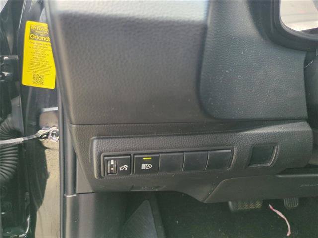 Used 2021 Toyota Corolla LE FWD image 13