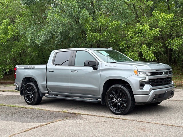 Used 2024 Chevrolet Silverado 1500 RST AWD/4WD image 7