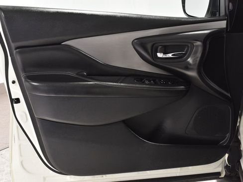 Used 2020 Nissan Murano S w/ Technology Package image 9