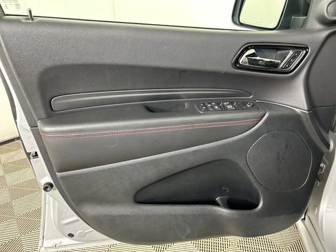 Used 2024 Dodge Durango GT RWD image 11