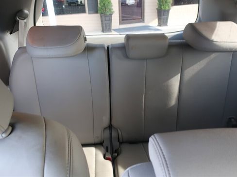 Used 2015 Toyota Sienna XLE Premium image 31