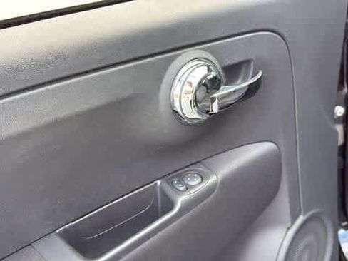 Used 2015 FIAT 500 Pop image 13