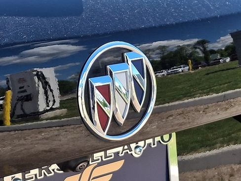 Used 2023 Buick Envision Avenir AWD/4WD image 32
