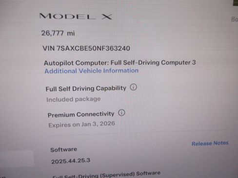 Used 2022 Tesla Model X image 5