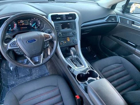 Used 2015 Ford Fusion SE w/ Equipment Group 201A image 10