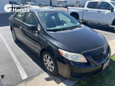 Used 2009 Toyota Corolla LE image 1