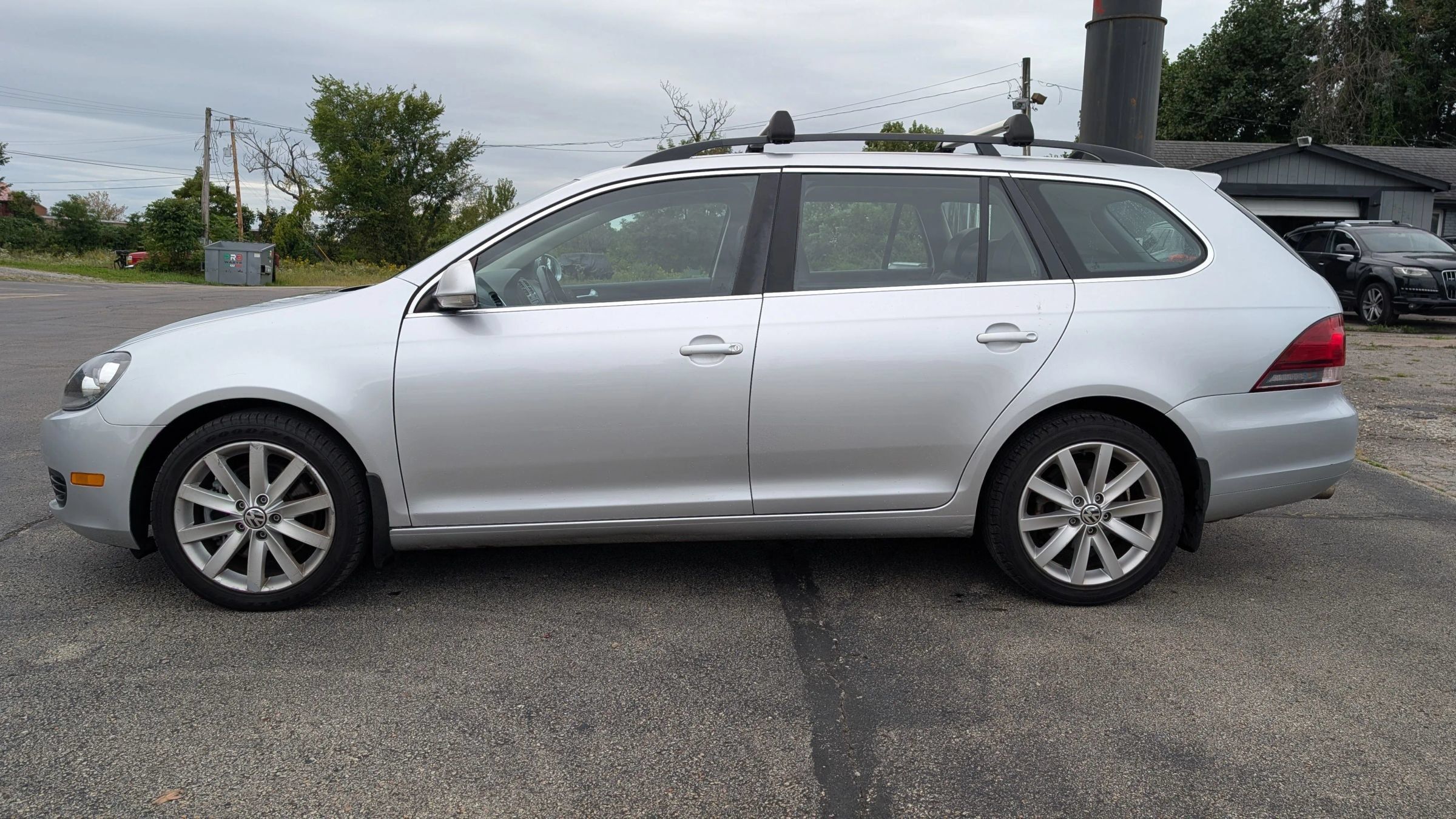 Used 2014 Volkswagen Jetta TDI FWD image 2