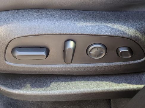 Used 2021 Buick Enclave Avenir w/ Avenir Technology Package AWD/4WD image 18