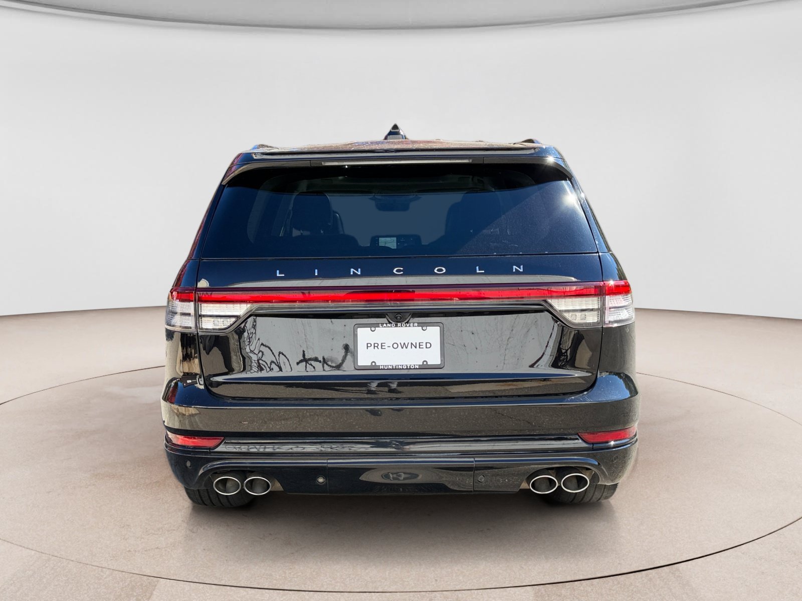 Used 2025 Lincoln Aviator Reserve w/ Equipment Group 201A AWD/4WD image 4