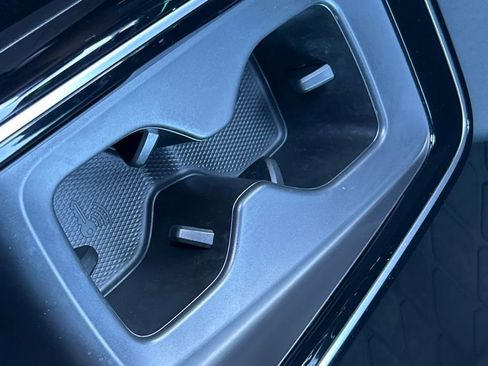 Used 2023 Volkswagen ID.4 S image 27