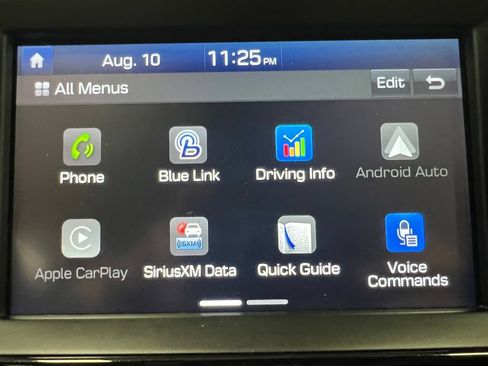 Used 2020 Hyundai Santa Fe SEL FWD image 20