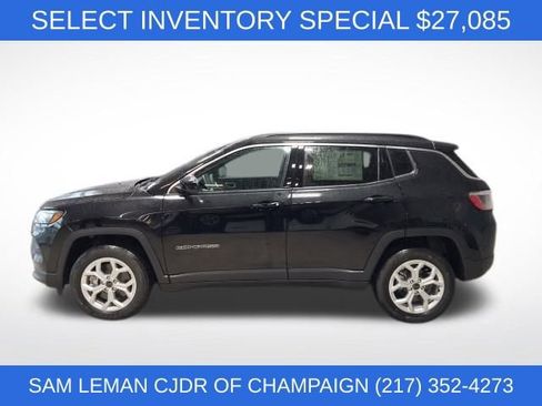 New 2026 Jeep Compass Latitude image 19
