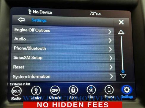 Used 2019 Chrysler 300 Limited w/ Safetytec Plus Group image 33