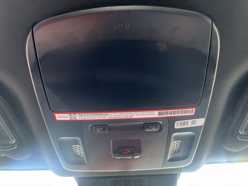 Used 2025 Toyota Camry SE FWD image 29