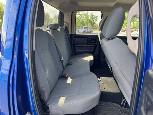 Used 2018 RAM 1500 ST w/ SXT Appearance Group AWD/4WD image 16
