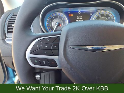 Used 2023 Chrysler 300 Touring L w/ Popular Equipment Group image 18