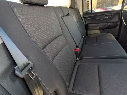 Used 2024 Honda Ridgeline Sport image 36