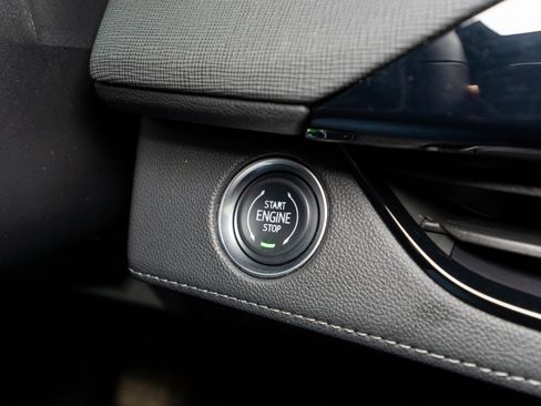 Used 2025 Buick Enclave Preferred image 30