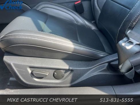 Used 2025 Ford Mustang Premium RWD image 9
