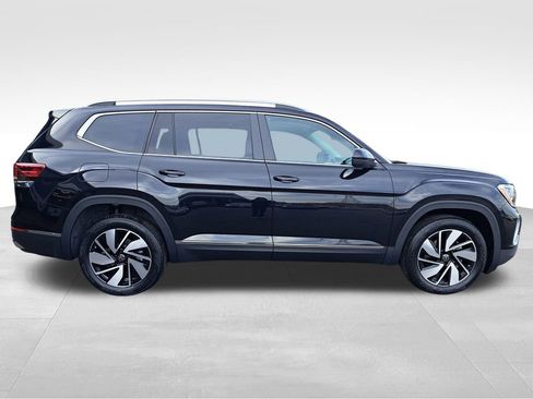 New 2025 Volkswagen Atlas SEL image 4