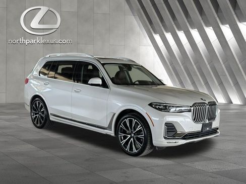 Used 2021 BMW X7 xDrive40i w/ Premium Package AWD/4WD image 5