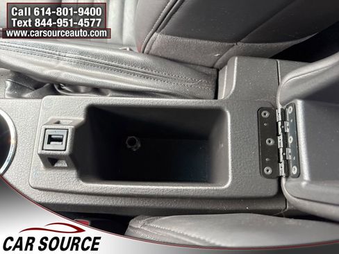 Used 2002 Ford Thunderbird image 28