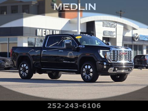 Used 2024 GMC Sierra 3500 Denali w/ Denali Reserve Package image 1